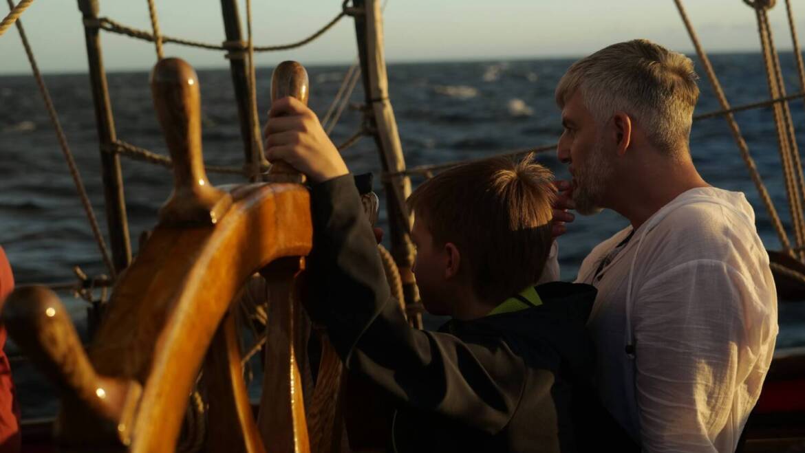 How A Replica Russian 18-Century Ship Exposed UK Border Chaos